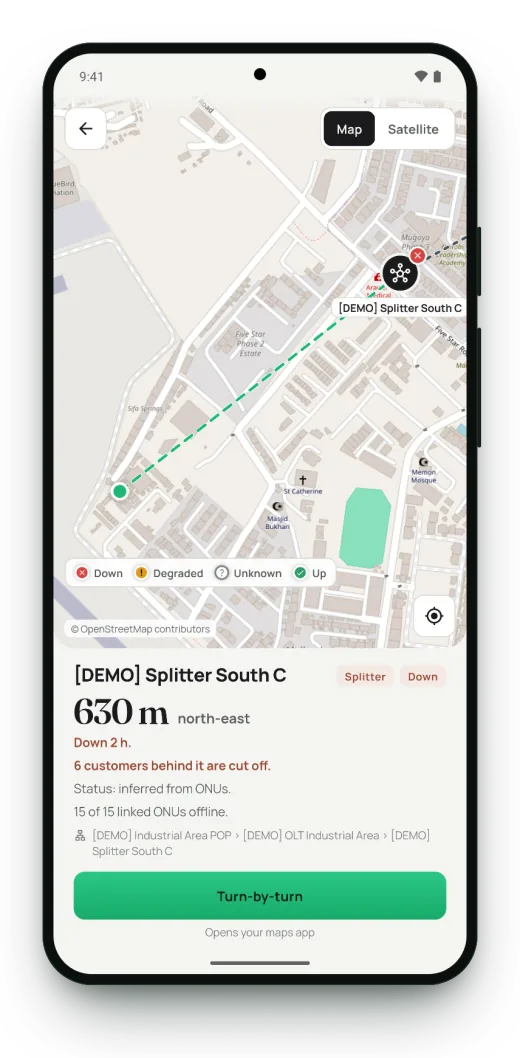 Surf Crew map of a splitter that is down and the customers it has cut off (demo data, map © OpenStreetMap contributors).
